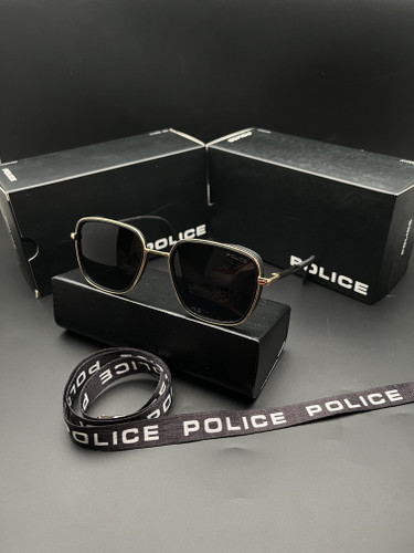 فریم طلایی لنز مشکی