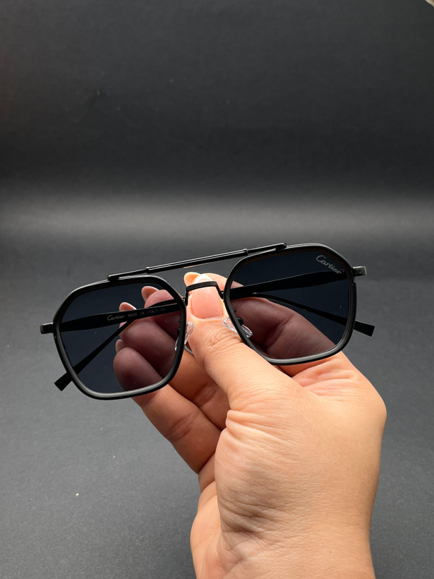 فریم مشکی لنز مشکی