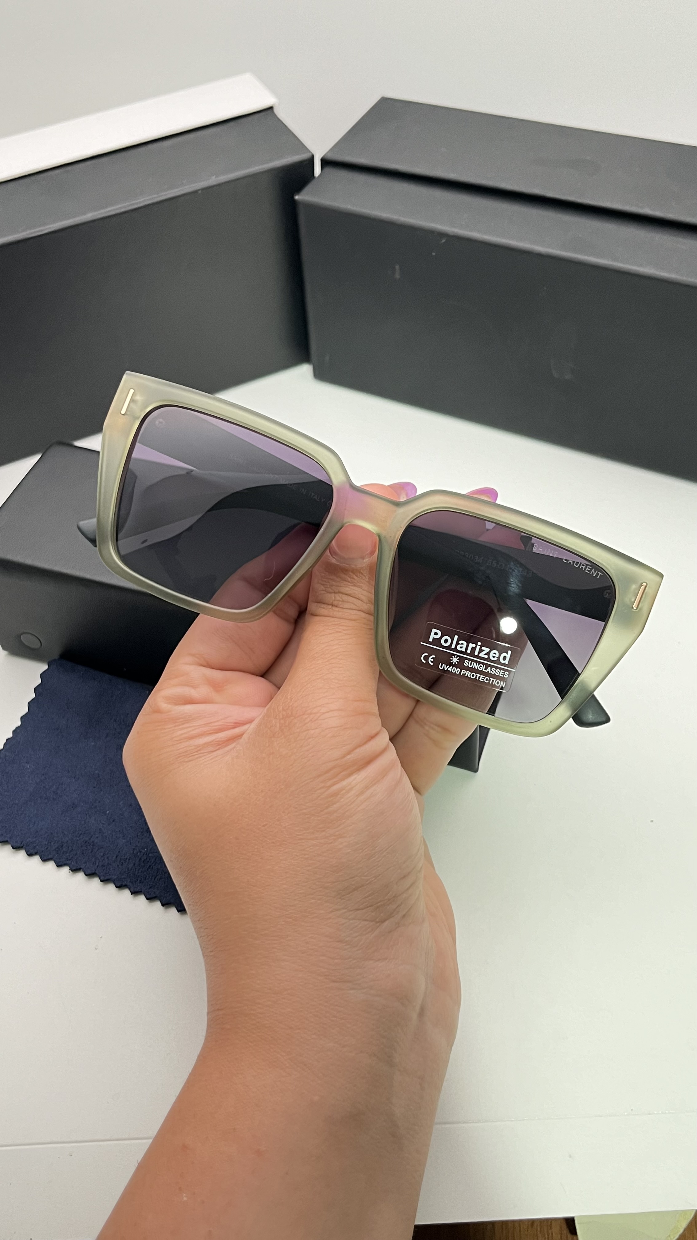 عینک آفتابی زنانه پلاریزه و :uv400قیمت :۵۸۰ت